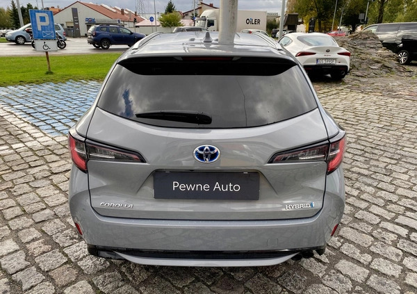 Toyota Corolla cena 93900 przebieg: 153063, rok produkcji 2020 z Kwidzyn małe 232